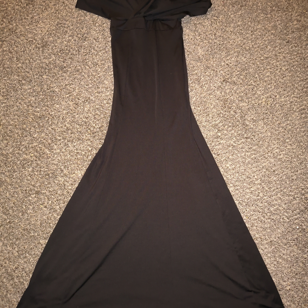 Elegant Black Evening Gown